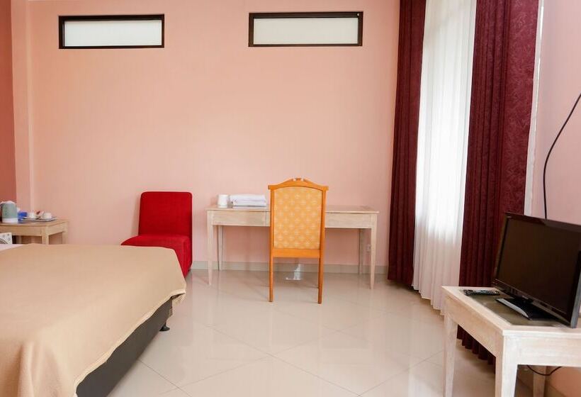 标准间, Reddoorz @ Sersan Bajuri