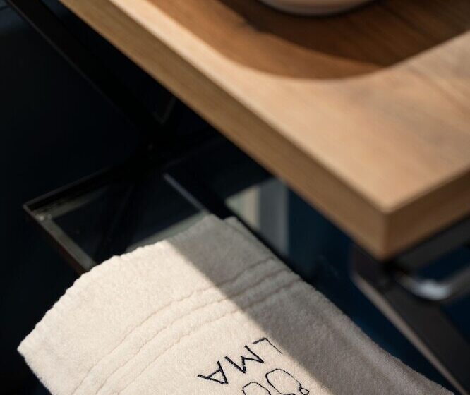 آپارتمان راحتی 1 خوابه, Well Come   Lungomare Santa Lucia