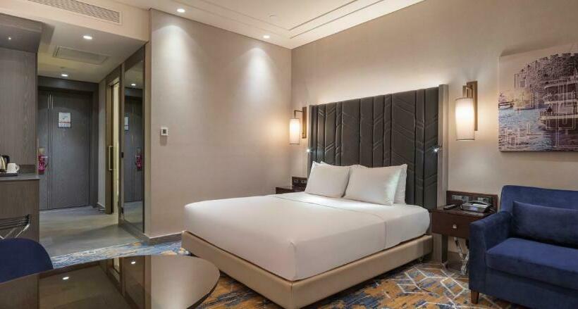 Standard Room King Size Bed