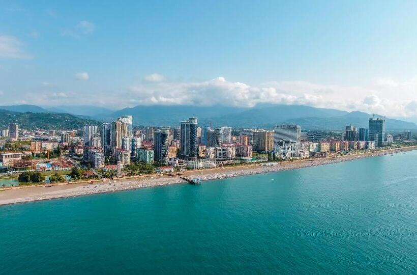 Deluxe Suite Sea View, Sky Inn Batumi