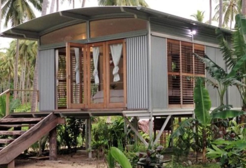 كابينة ديلوكس, Two Canoes Island Getaway