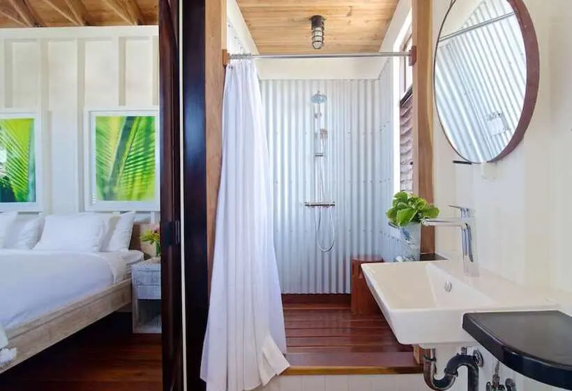 سوییت, Mahogany Bay Resort & Beach Club, Curio Collection By Hilton