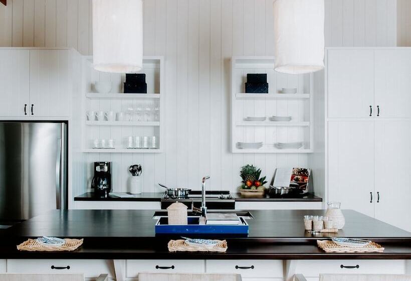 Дом 3 Спальни, Mahogany Bay Resort & Beach Club, Curio Collection By Hilton