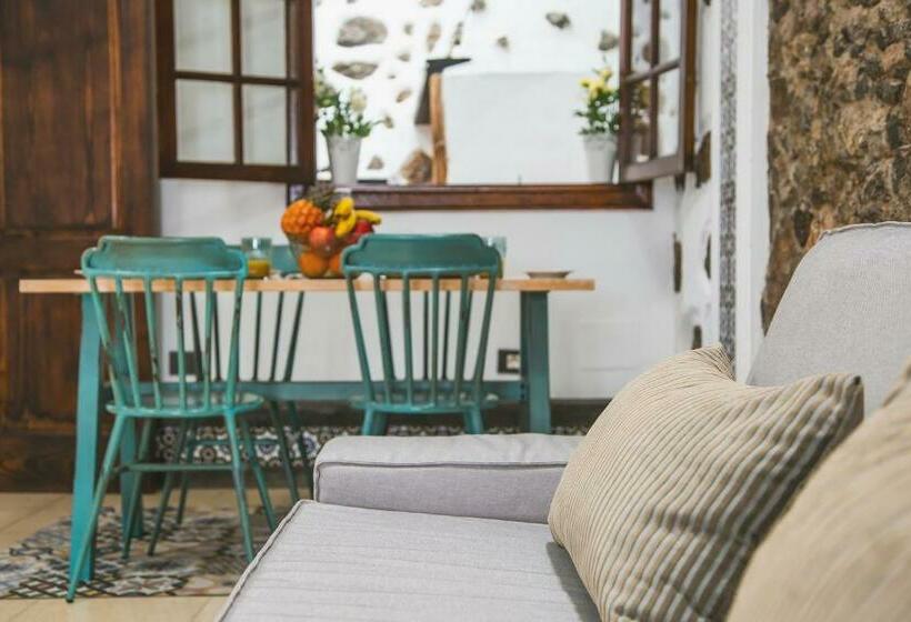 Deluxe Suite, El Charco Suites