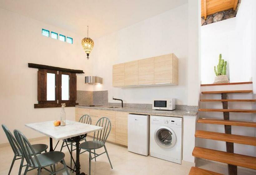 Deluxe Suite, El Charco Suites