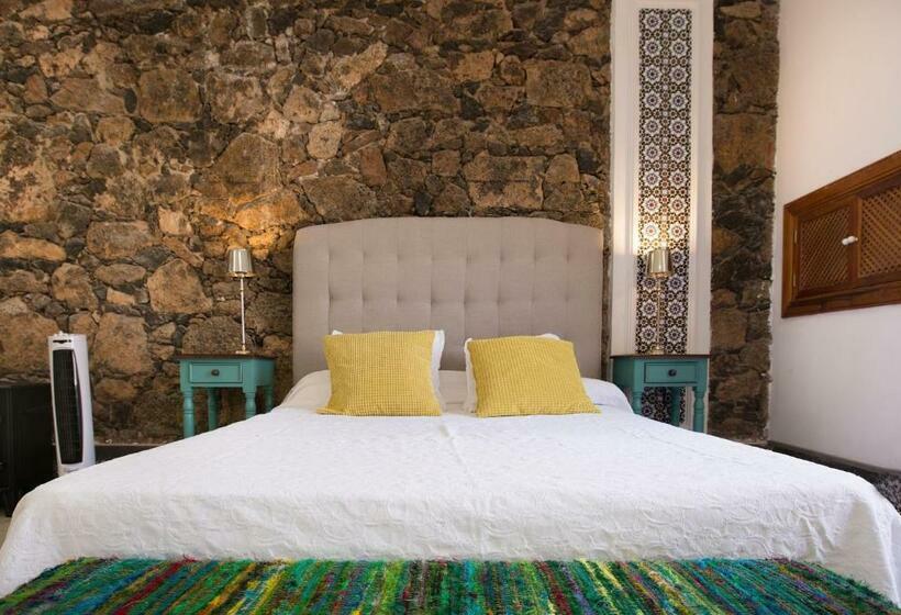 Deluxe Suite, El Charco Suites
