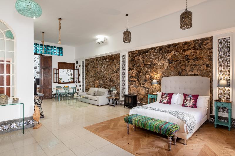 Deluxe Suite, El Charco Suites