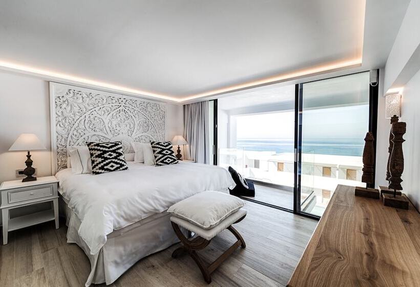 סוויטה עם ג'קוזי, Abaton Island Resort & Spa