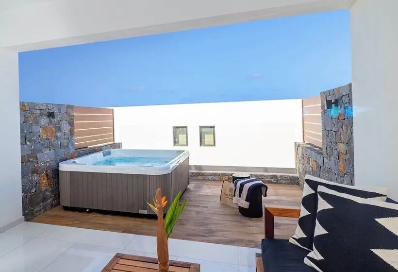 バスタブ付きデラックスルーム, Abaton Island Resort & Spa