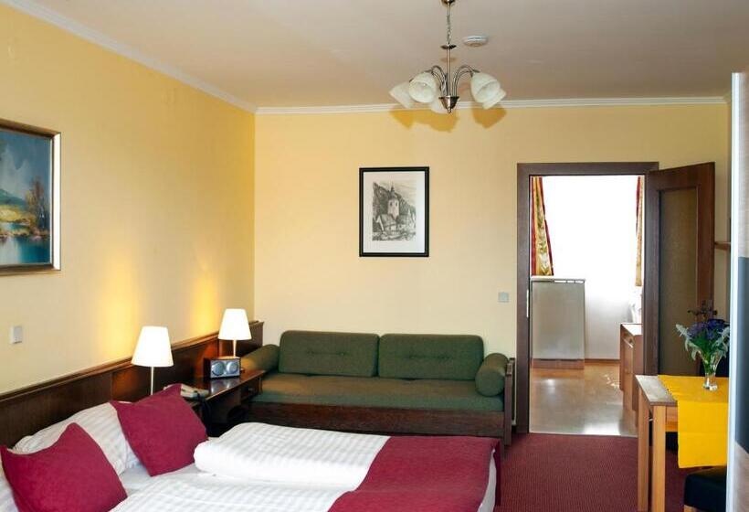 Comfort room with lake view, Fasching