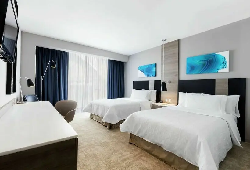 2ダブルベッドのスタンダードルーム, Hilton Garden Inn Mexico City Santa Fe