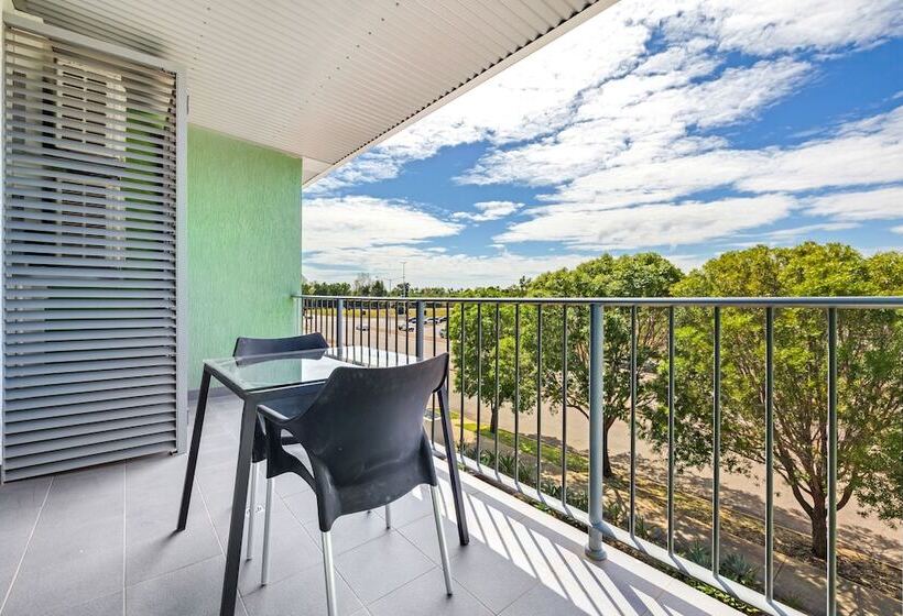 Apartamento 2 Dormitórios, Hudson Berrimah