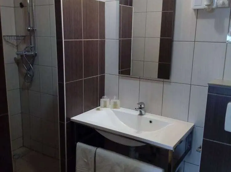 スタンダードルーム, Logis Hotel Restaurant La Haie Des Vignes Séminaires Et Evènementiel