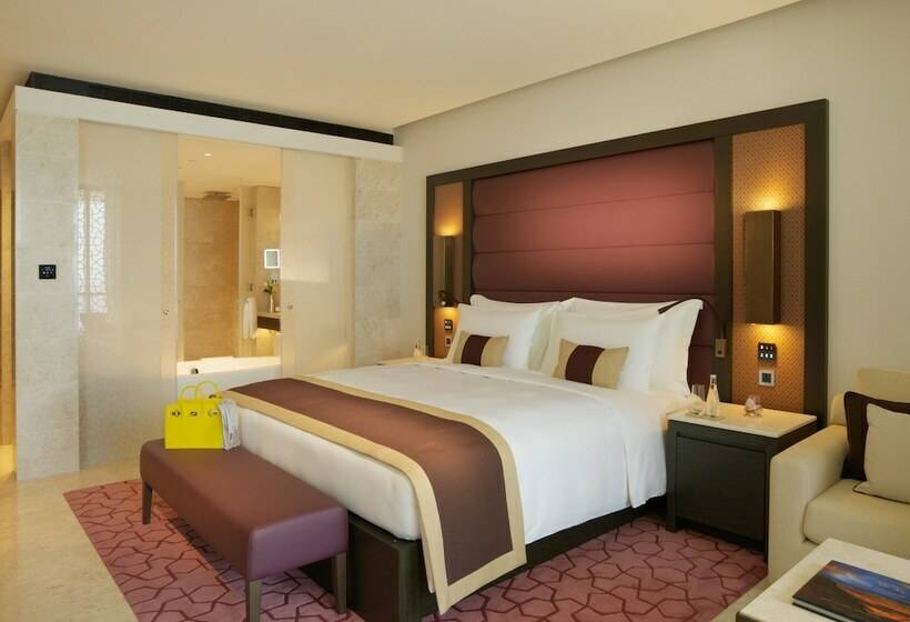 اتاق لوکس با چشمانداز دریا, Kempinski Hotel Muscat