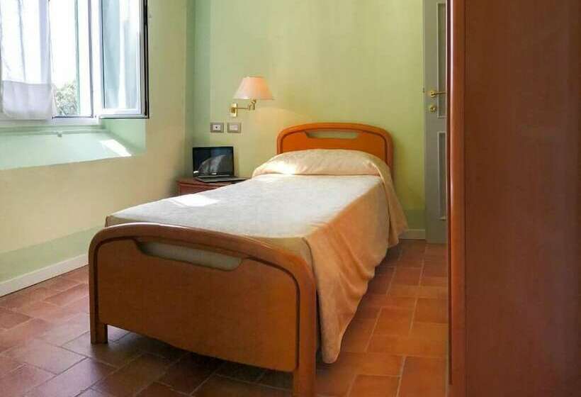 标准单人间, Antico Borgo