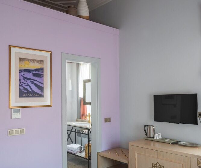 اتاق لوکس, Delight Deluxe