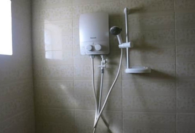 غرفة قياسية ثلاثية, Kampot Guesthouse