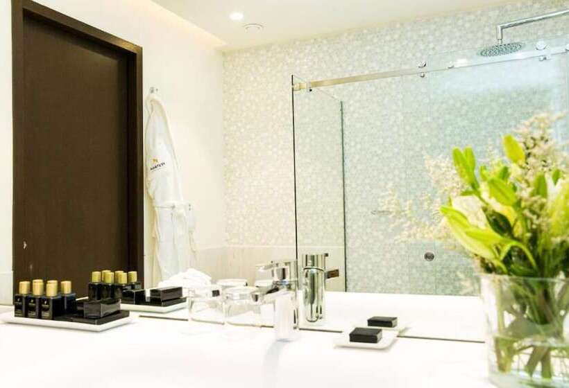 اتاق لوکس, Pestana Porto   A Brasileira, City Center & Heritage Building