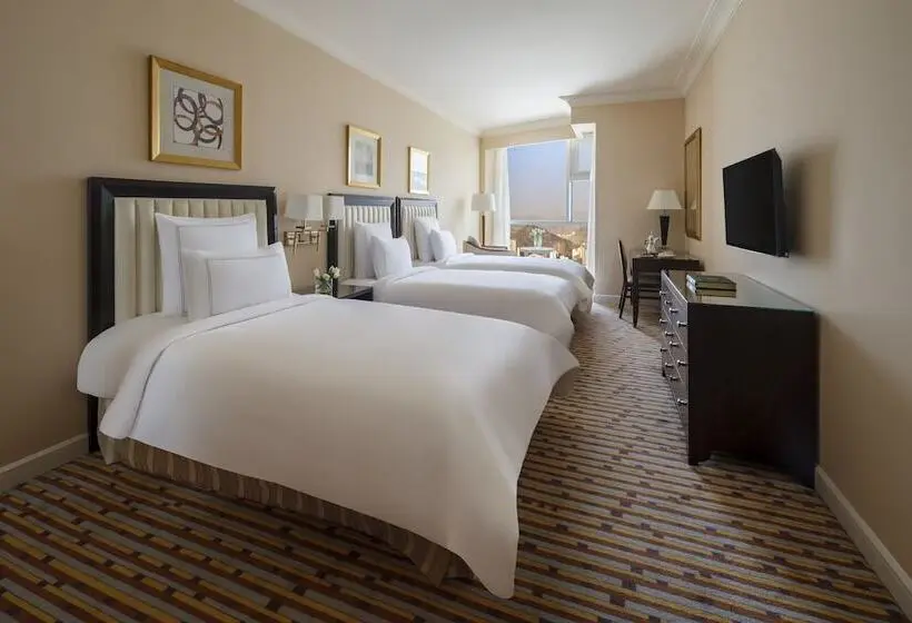اتاق پریمیوم سه تخته, Swissotel Al Maqam Makkah