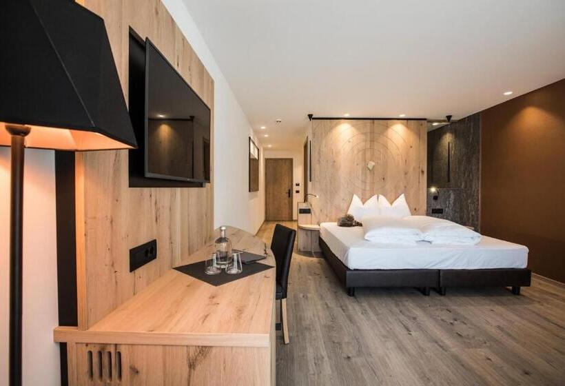 Люкс с Балконом, Bad Fallenbach