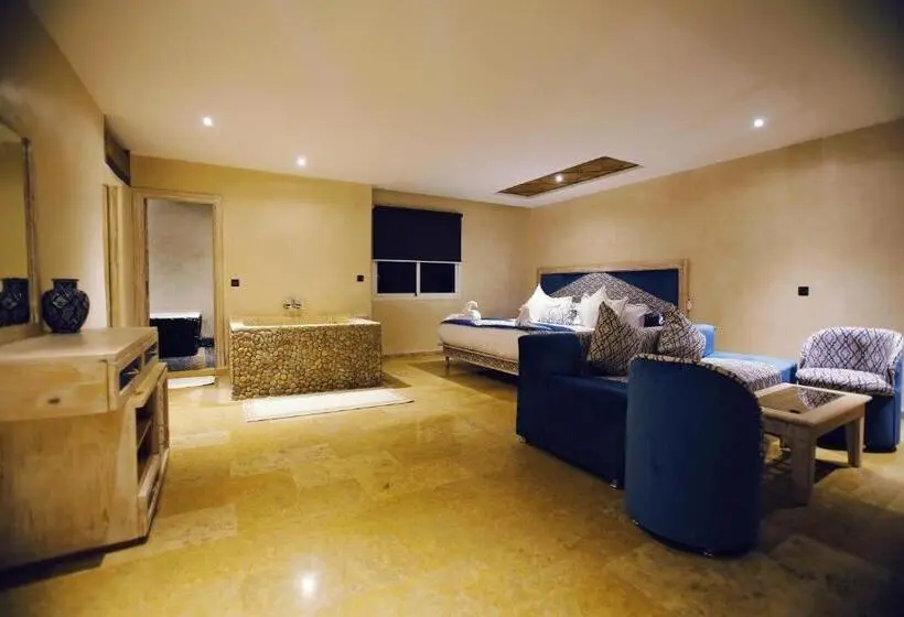 Deluxe Suite Sea View, Chateau Eden El Rouh & Spa