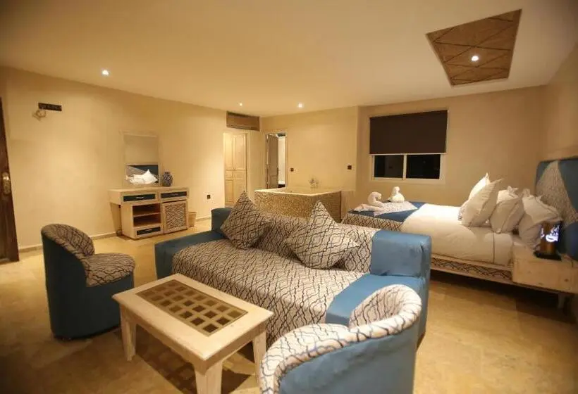 Deluxe Suite Sea View, Chateau Eden El Rouh & Spa