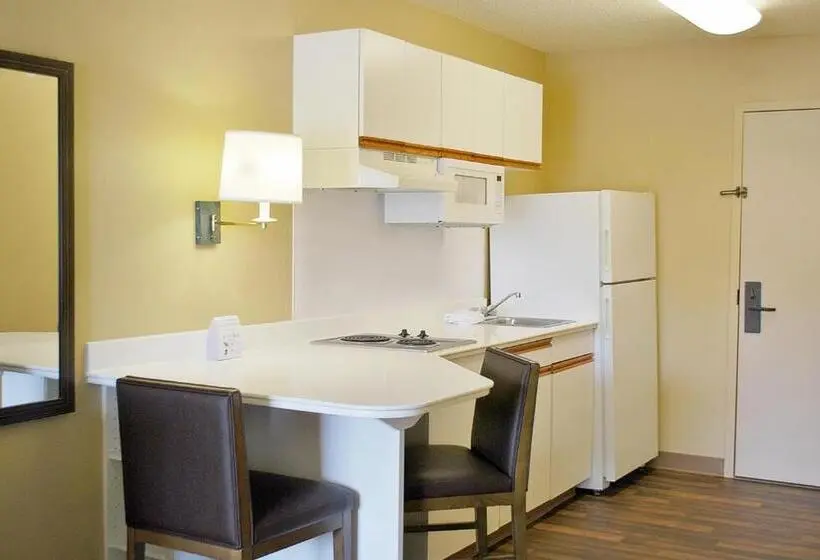 キングサイドベッドのスタンダードワンルーム, Extended Stay America Suites Orlando Altamonte Springs