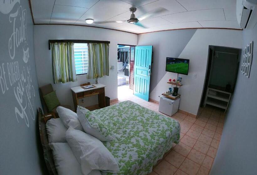 اتاق استاندارد, Perico Azul & Surf Camp