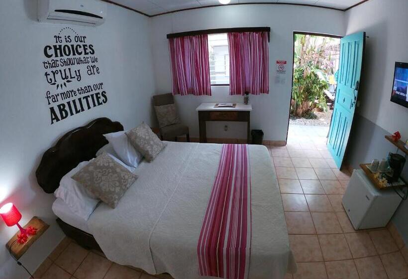 اتاق استاندارد, Perico Azul & Surf Camp