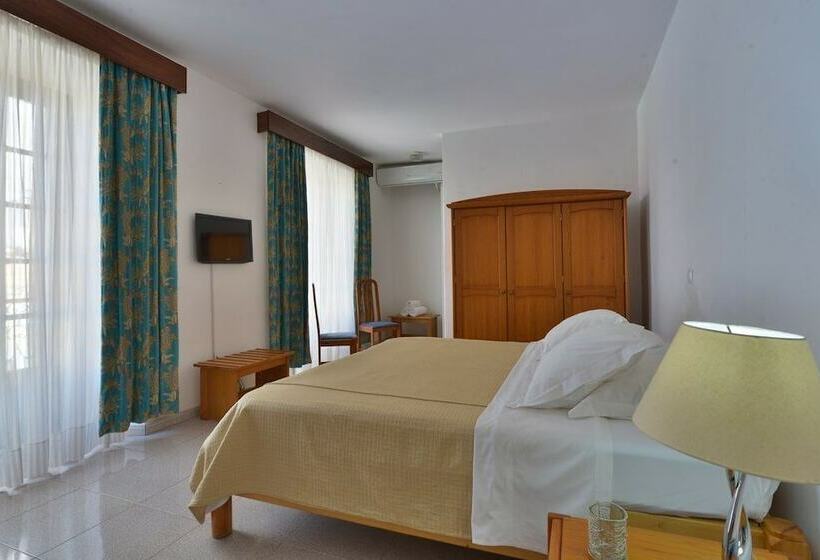 اتاق استاندارد یک نفره, Pousada Praia Maria