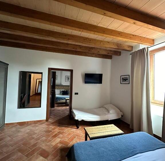 חדר סטנדרט לארבעה, Boma Countryhouse