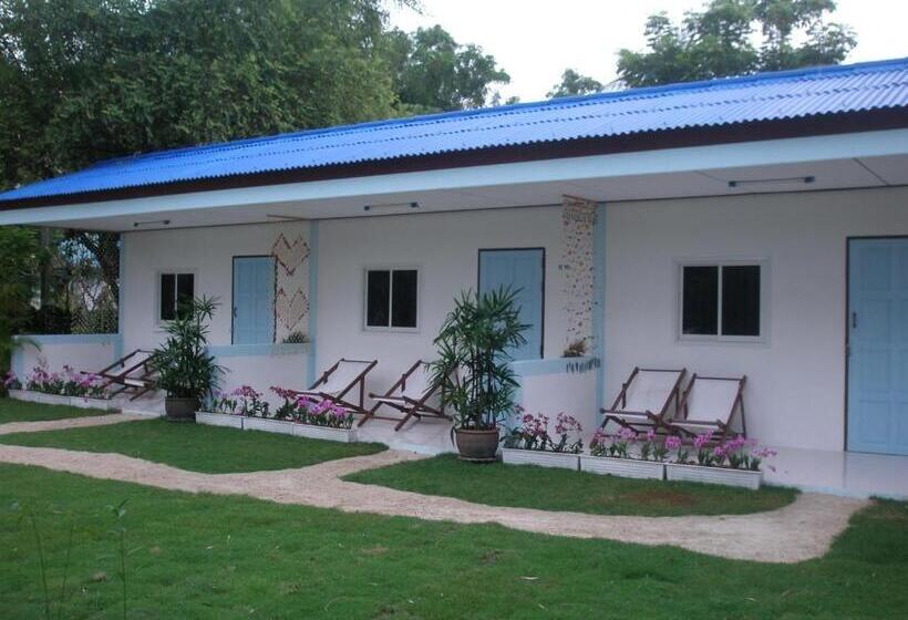 스탠다드 룸, Rung Arun Resort