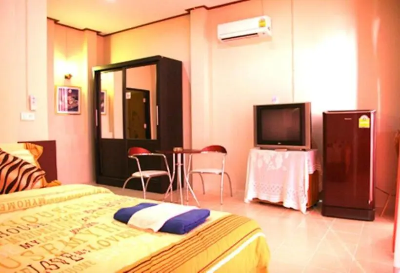 スタンダードバンガロー, Rung Arun Resort