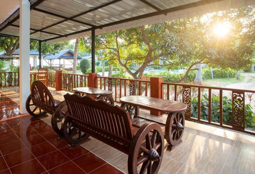 스탠다드 방갈로 침실 2개, Rung Arun Resort