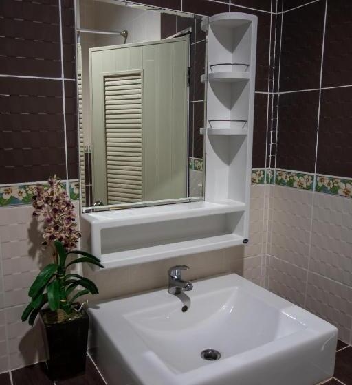 스탠다드 방갈로, Rung Arun Resort