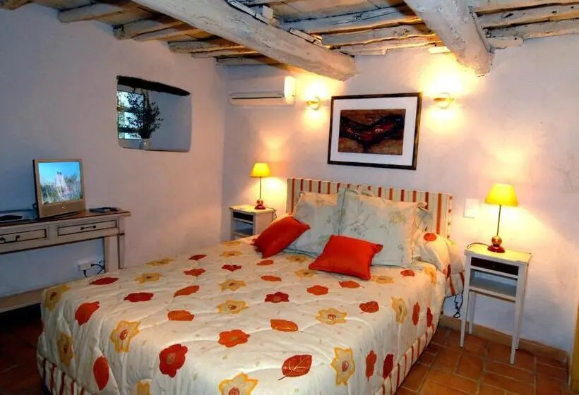 キングサイズベッドのスタンダードルーム, Latu Corsu   Côté Corse   Gites Et Chambres D Hôtes Au Cap Corse
