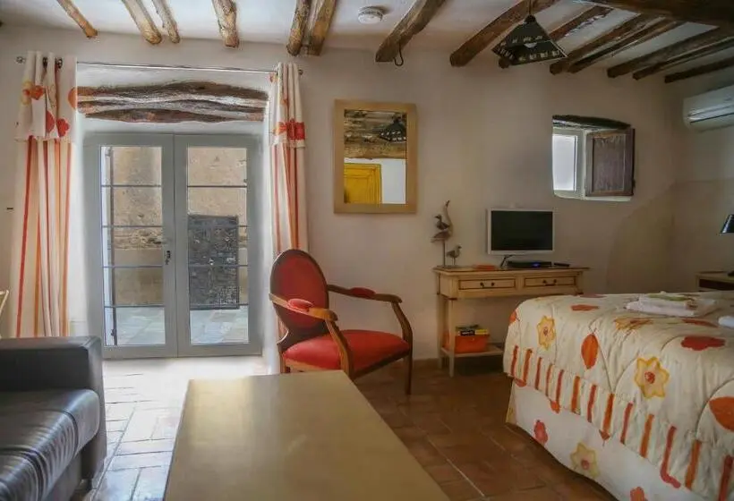 キングサイズベッドのスタンダードルーム, Latu Corsu   Côté Corse   Gites Et Chambres D Hôtes Au Cap Corse