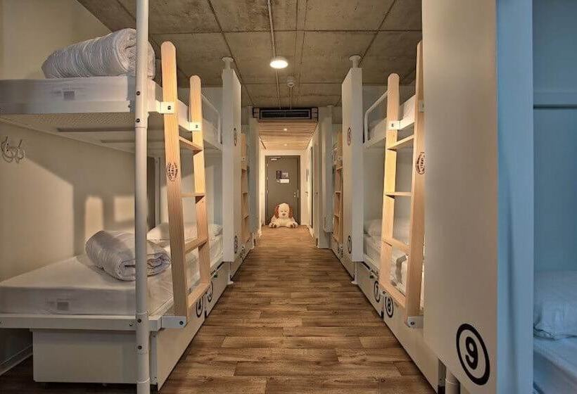 ルームシェアのワンベッド, Anda Venice Hostel