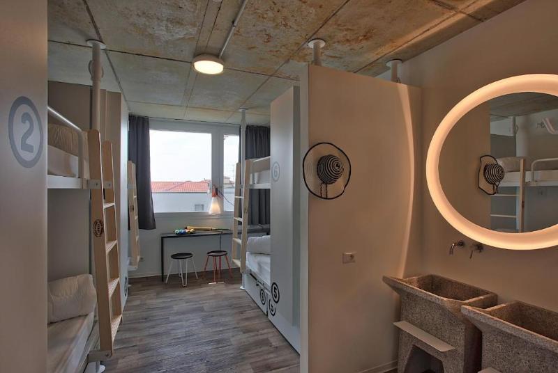 ルームシェアのワンベッド, Anda Venice Hostel