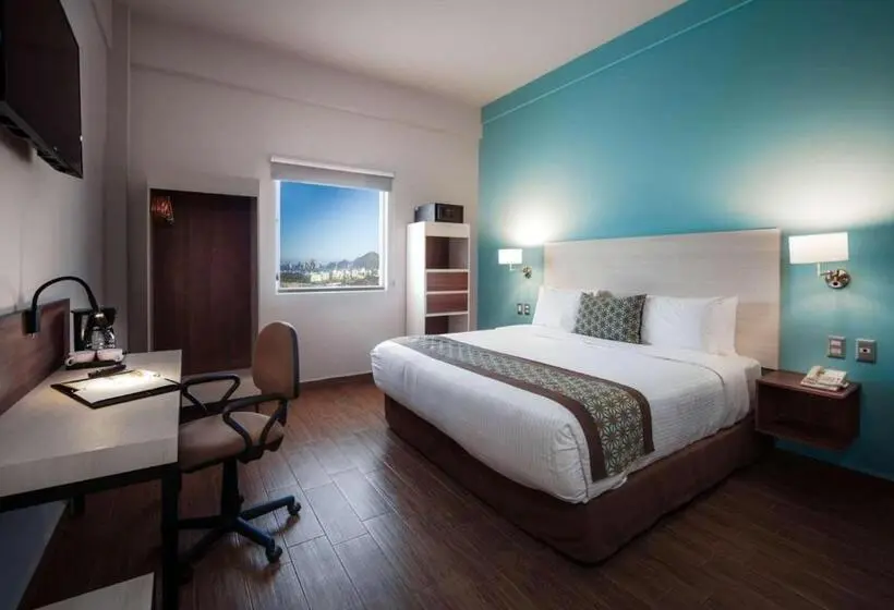 キングサイズベッドのスタンダードルーム, Comfort Inn & Suites Los Cabos