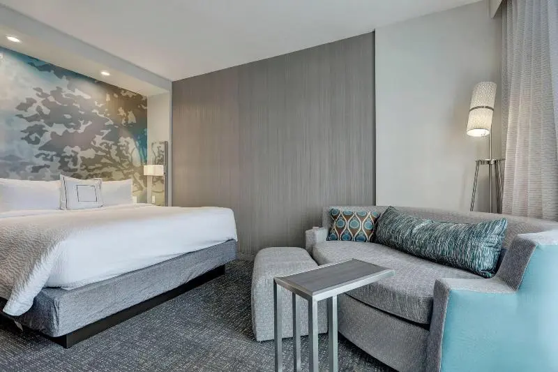 キングサイズベッドのスタンダードルーム, Courtyard By Marriott Deptford