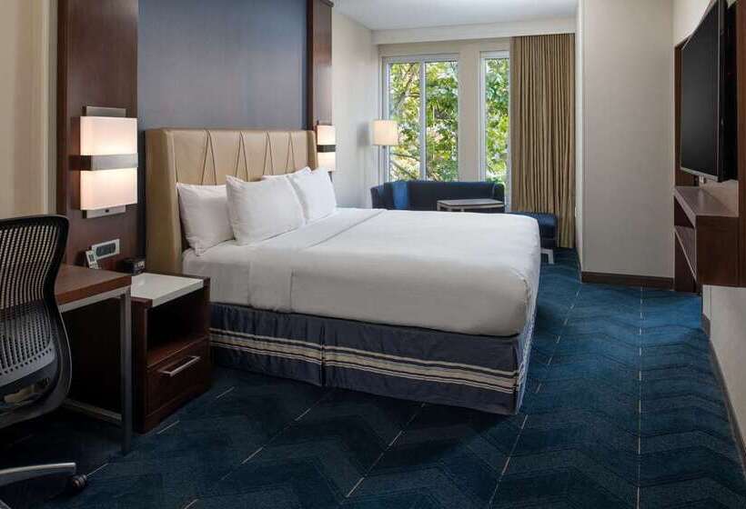 Suite King Size Seng, Embassy Suites By Hilton Seattle Downtown Pioneer Square