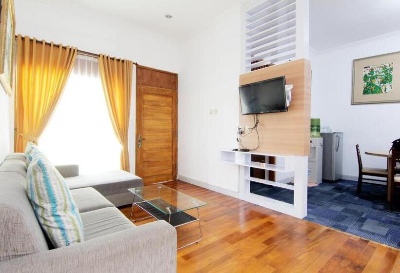 חדר משפחתי, Embe Joglo Homestay