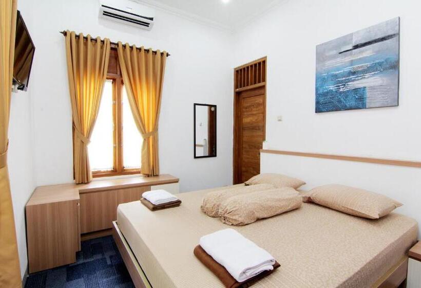 اتاق خانوادگی, Embe Joglo Homestay