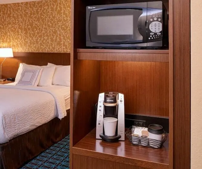 スタンダードスタジオ, Fairfield Inn & Suites By Marriott Ann Arbor Ypsilanti