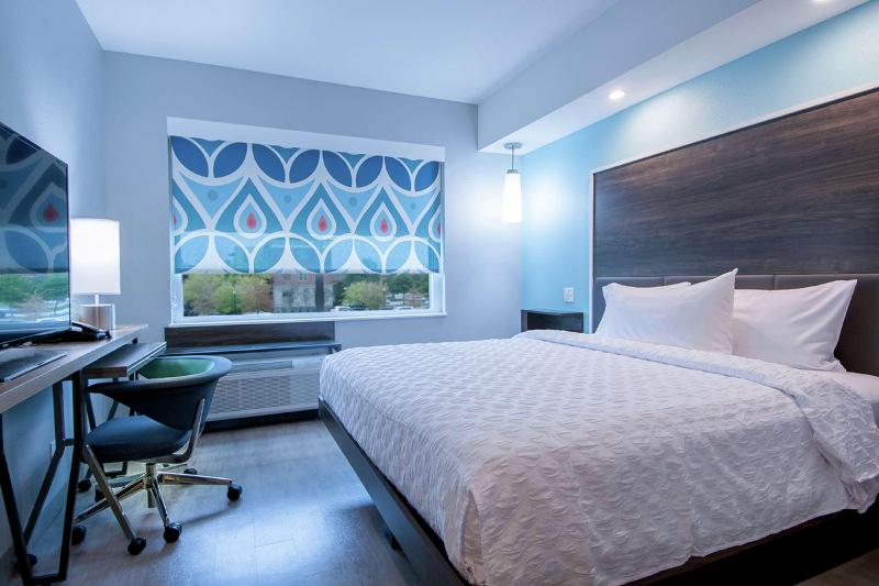 غرفة قياسية سرير كينج لذوى الإحتياجات الخاصة, Holiday Inn Express & Suites   Brantford, An Ihg