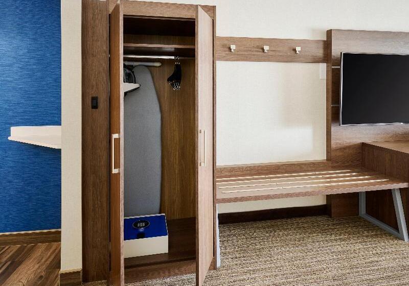 جناح سرير كينج, Holiday Inn Express & Suites   Brantford, An Ihg