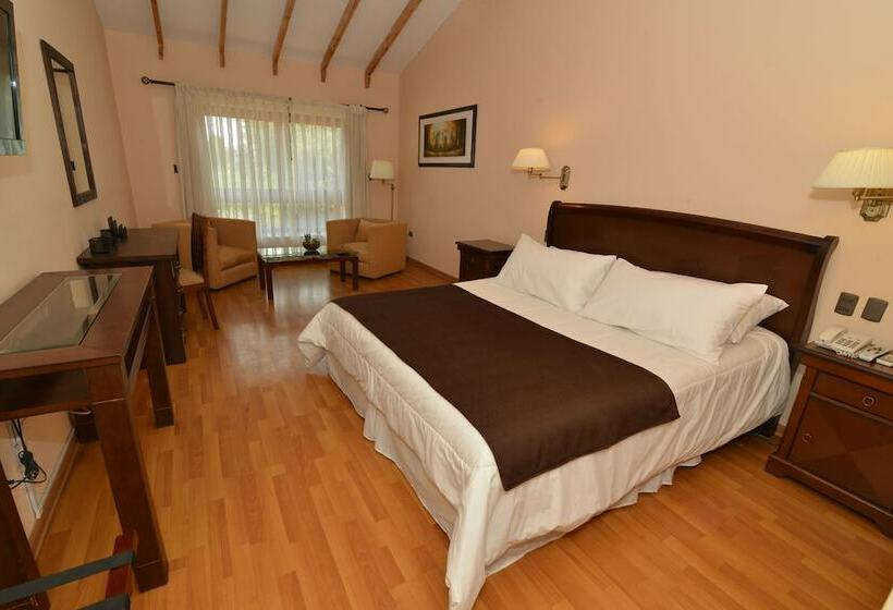 Номер бизнес-класса, Howard Johnson Hotel Rinconada De Los Andes
