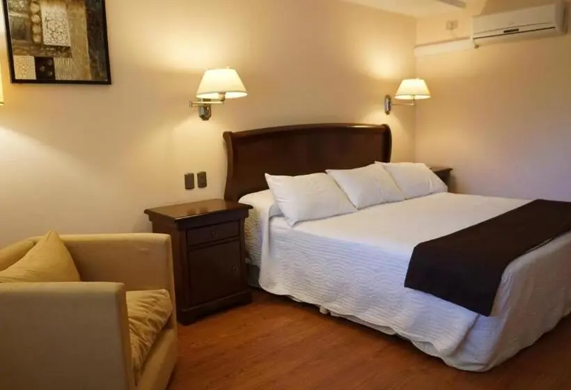 キングサイズベッドのスタンダードルーム, Howard Johnson Hotel Rinconada De Los Andes