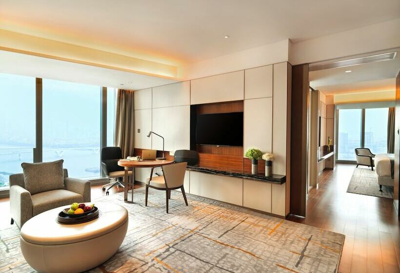 Полулюкс, Intercontinental Guangzhou Exhibition Center, An Ihg Hotel   Free Shuttle Between Hotel And Exhibiti